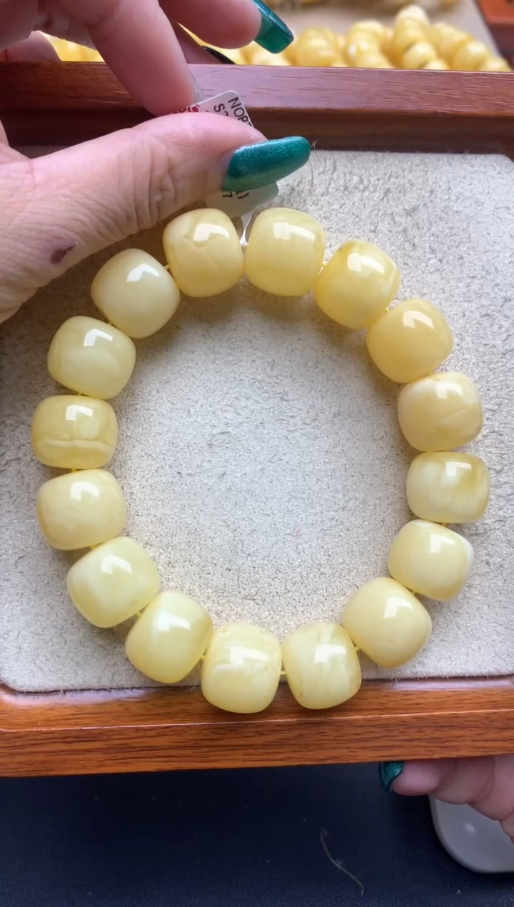 【闪购商品】蜜蜡珠宝奇石未镶嵌57