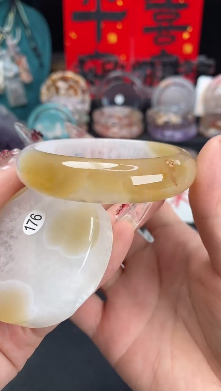 【闪购商品】石英质玉手镯（圆镯）未镶嵌56