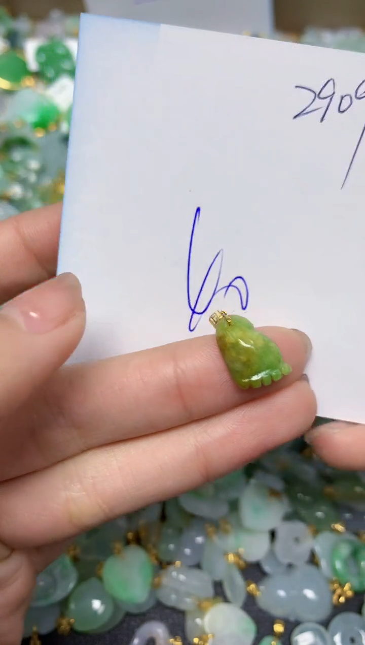 【闪购商品】翡翠颈饰18K金镶嵌 天然翡翠A货