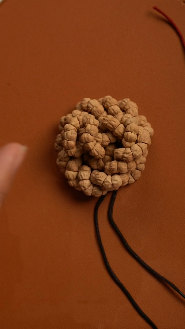 【闪购商品】柏香籽/百香籽吊坠几何大肠