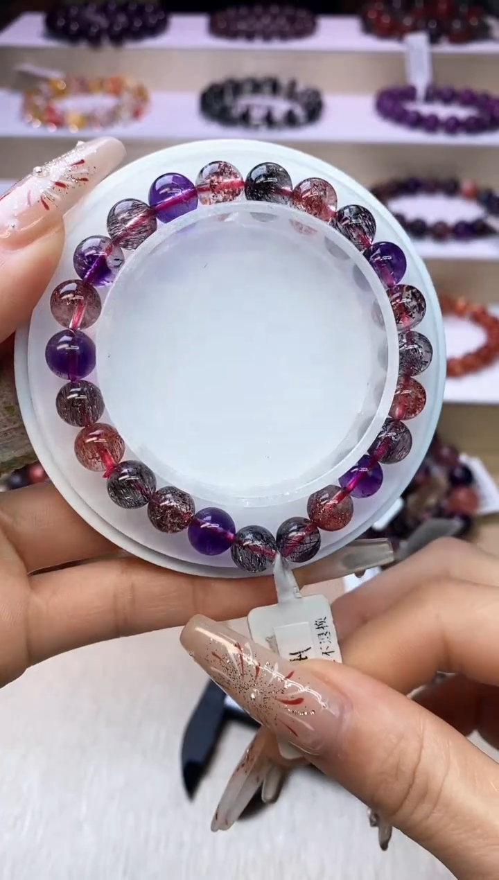 【闪购商品】水晶手链未镶嵌黑加仑超七7m+