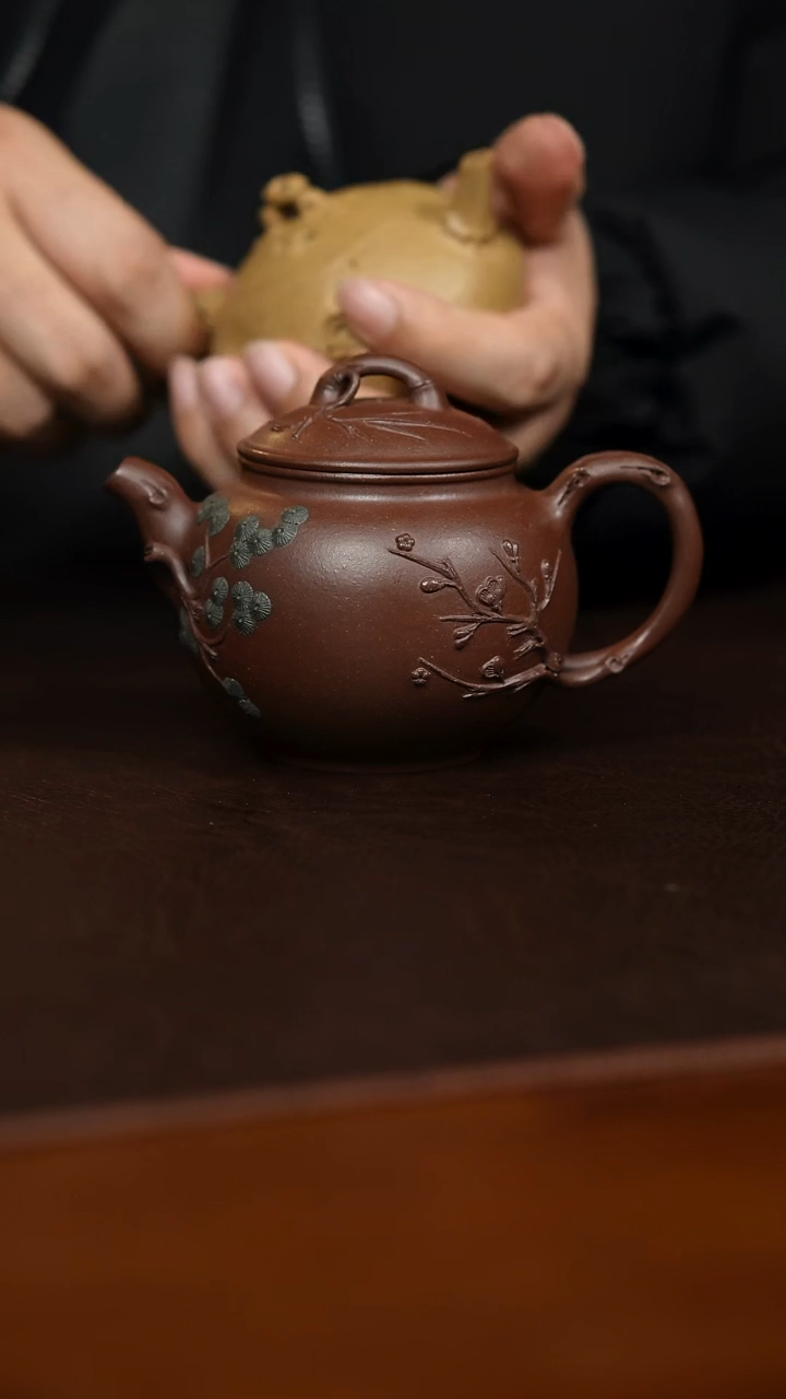 茶壶紫砂岁寒三友紫泥220cc