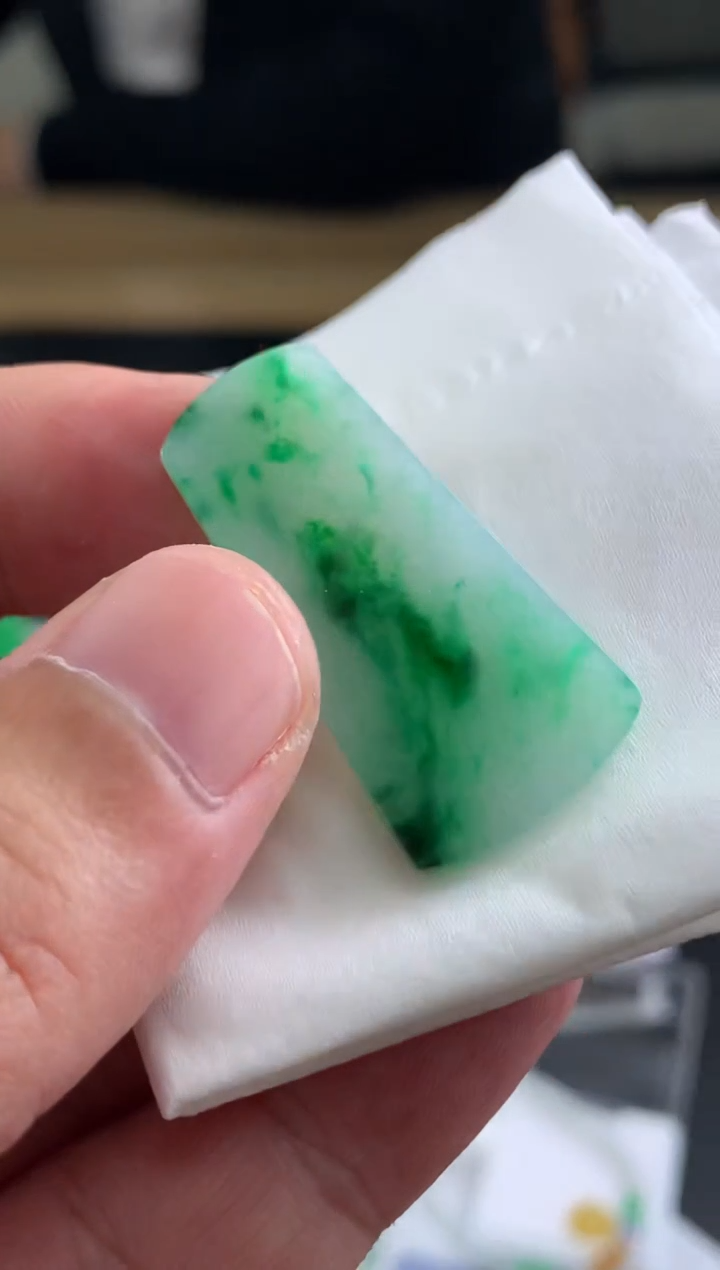 【闪购商品】定制翡翠未镶嵌翡翠