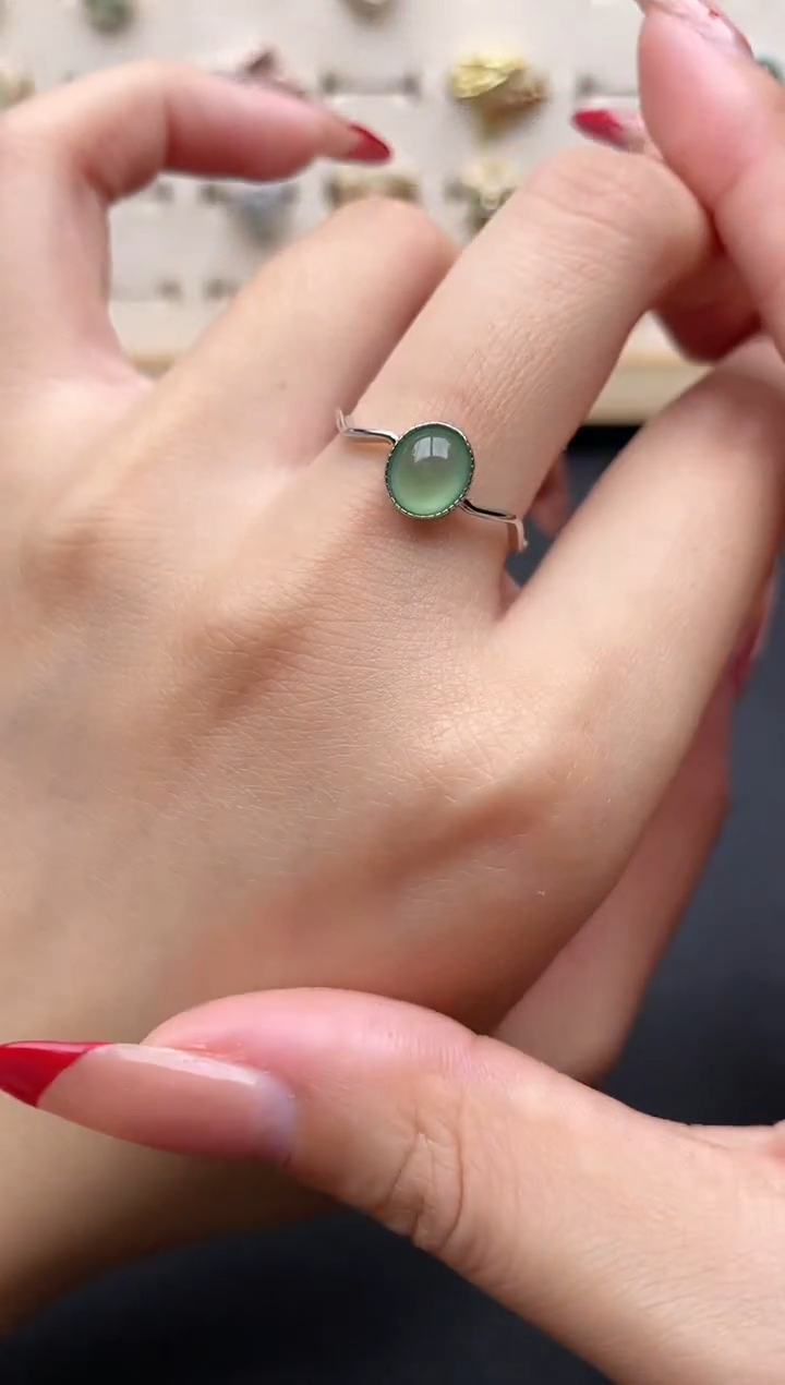 【闪购商品】翡翠戒指银S925镶嵌一物一证一礼盒