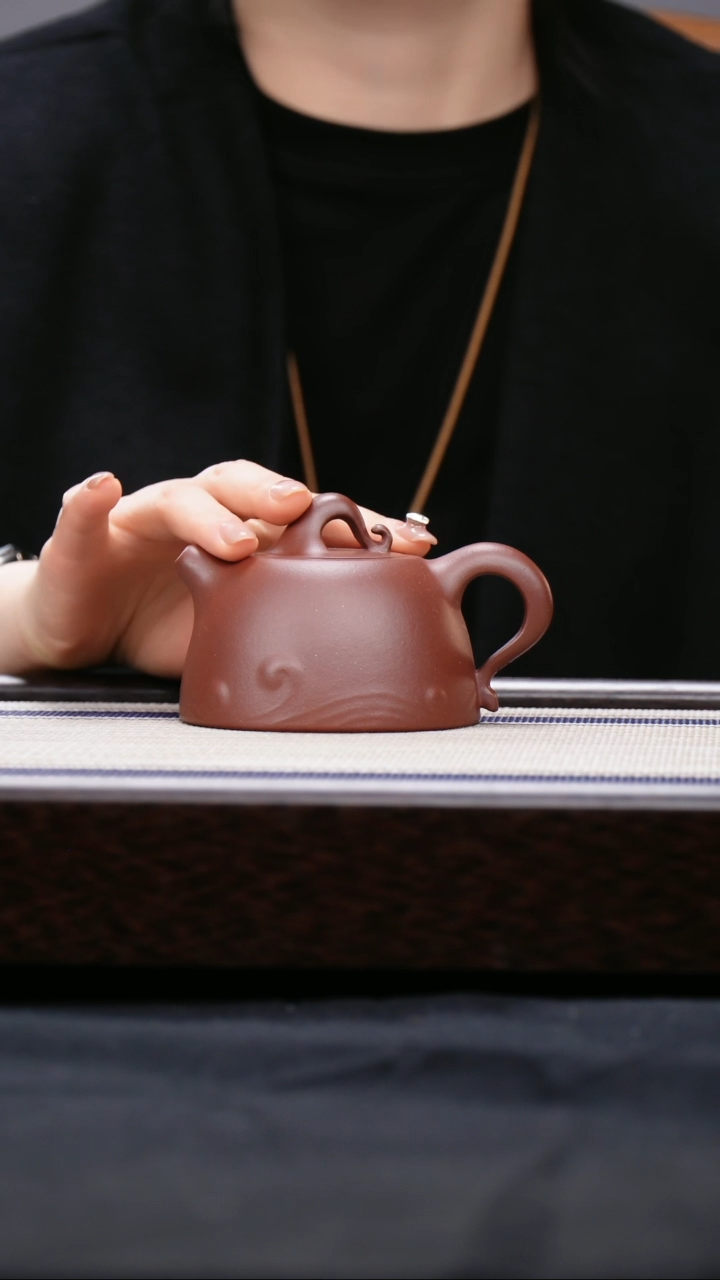 【闪购商品】紫砂茶壶老紫泥 云跟料 大浪淘沙 