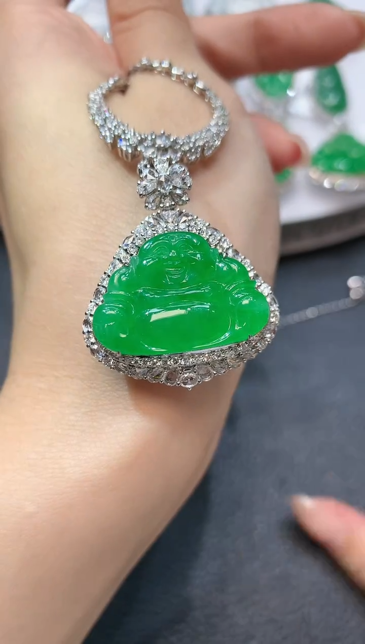 【闪购商品】翡翠吊坠(不含链)18K金镶嵌D25