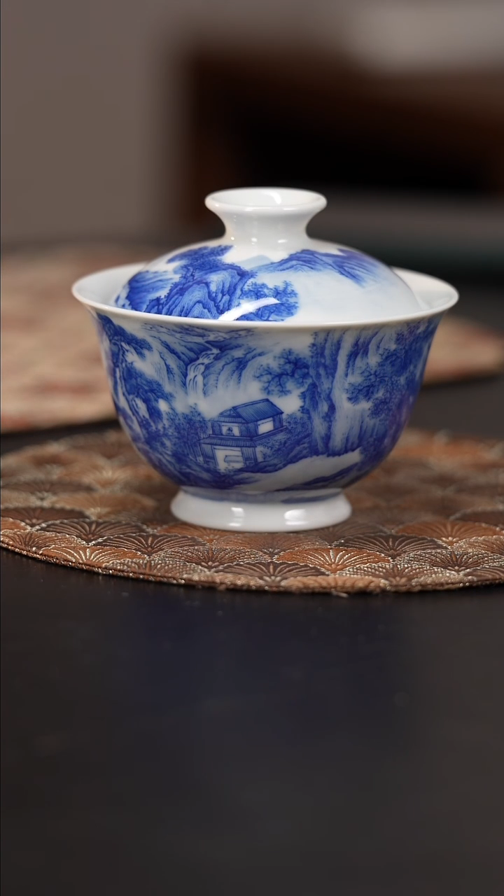 【闪购商品】杯看山柴窑青花秋山