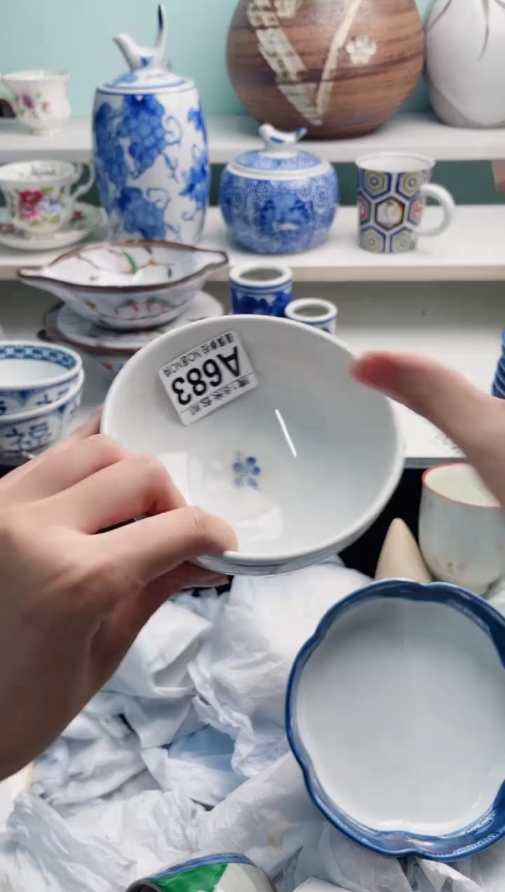 陶瓷m**?A683********** 