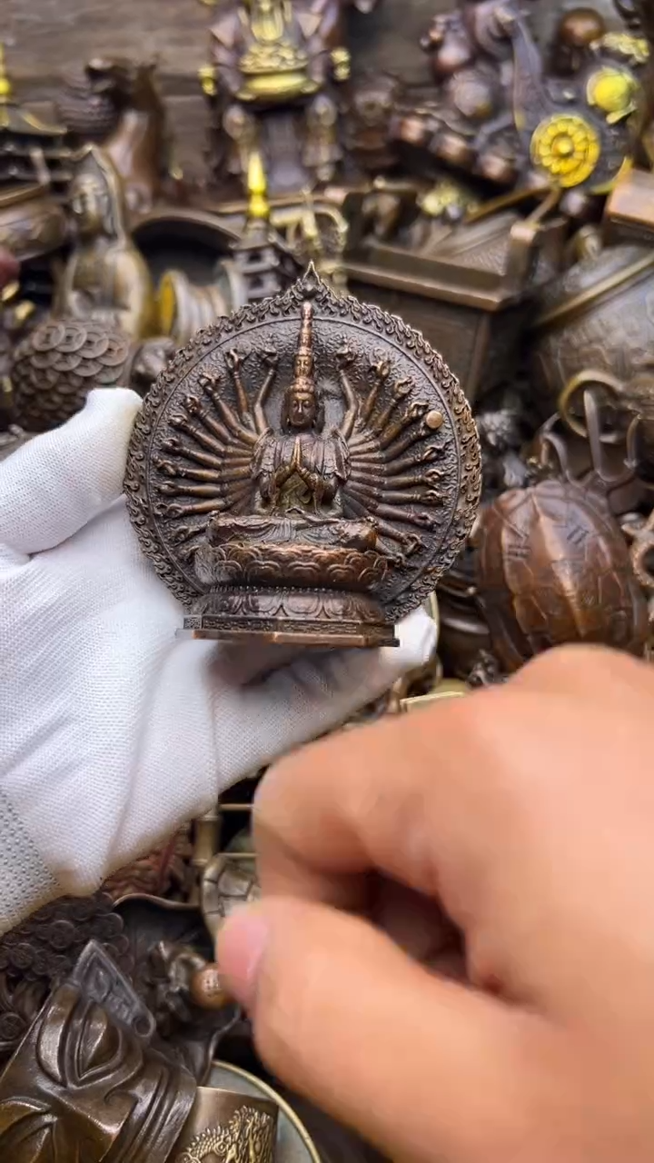 精美铜器，点击下单