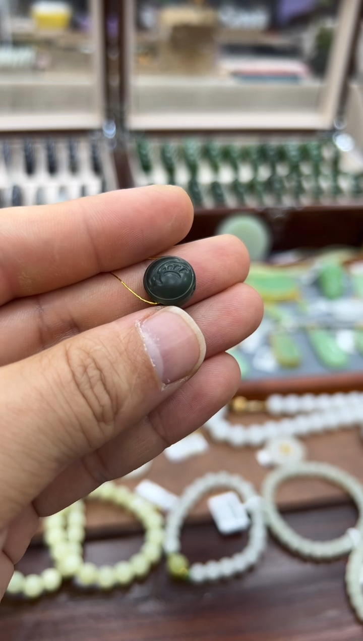 【闪购商品】和田玉三条未镶嵌蛇