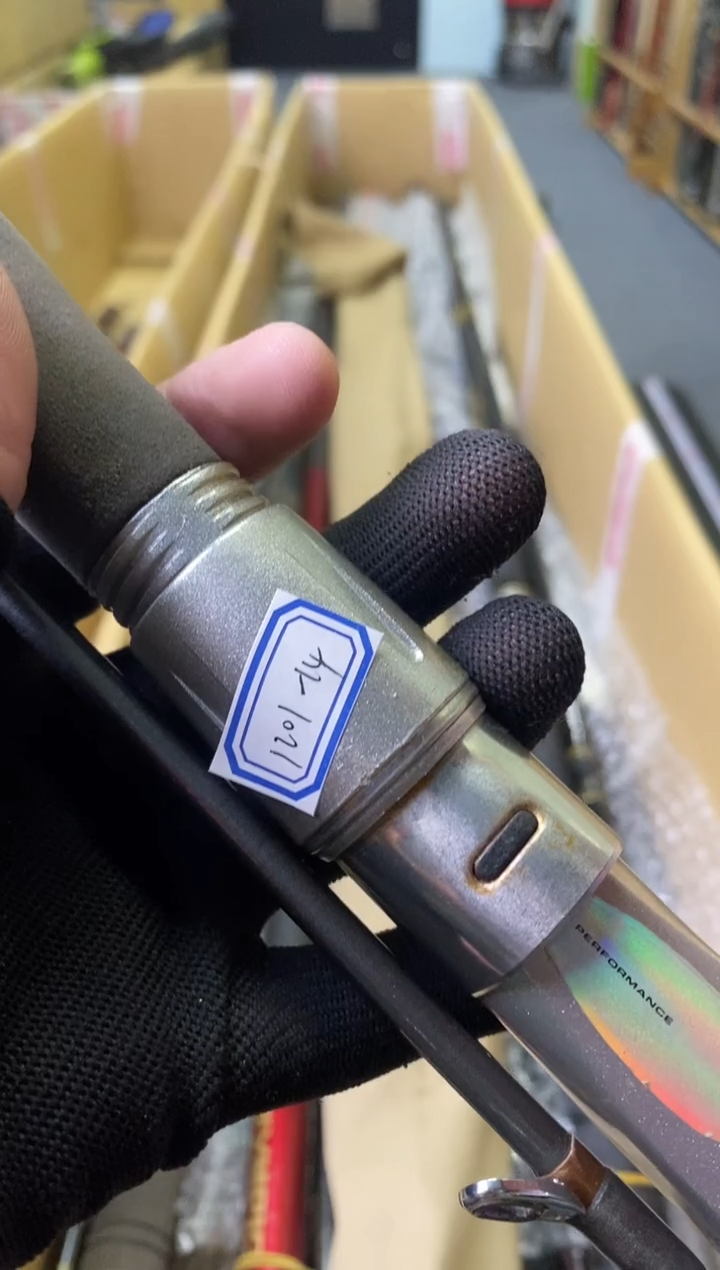 猪*鑫孤品微瑕疵+10元发顺丰