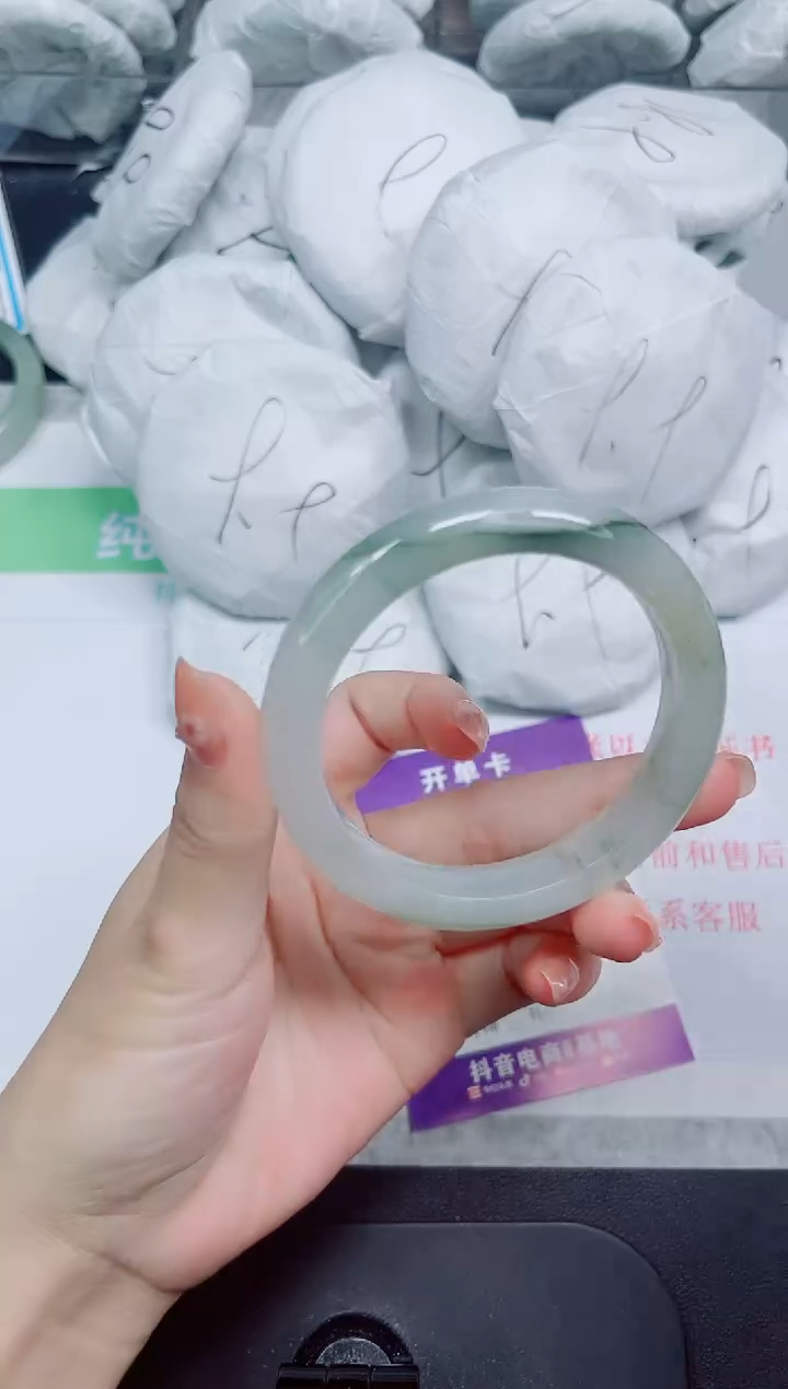 石英质玉手镯未镶嵌34-56