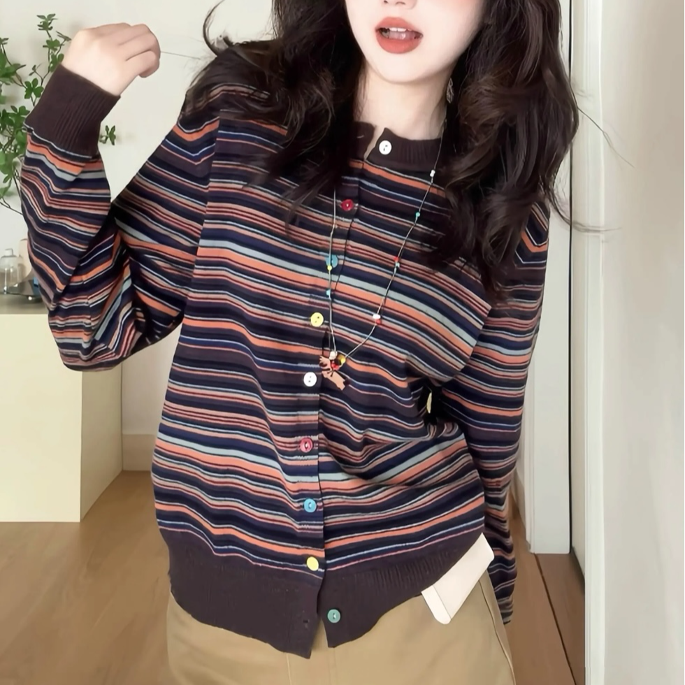 新款时尚条纹圆领通勤风长袖针织衫秋冬柔软亲肤毛衣开衫单穿打底