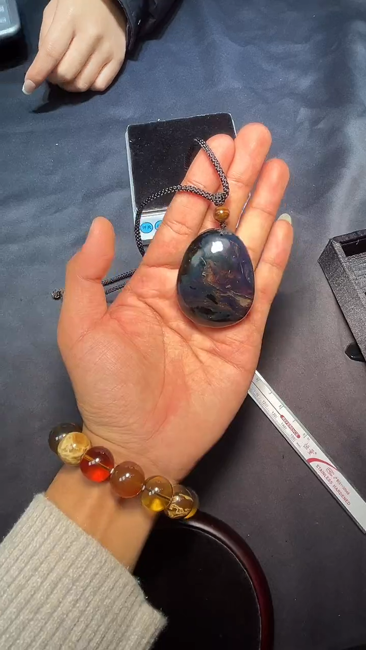 琥珀吊坠(不含链)未镶嵌吊坠