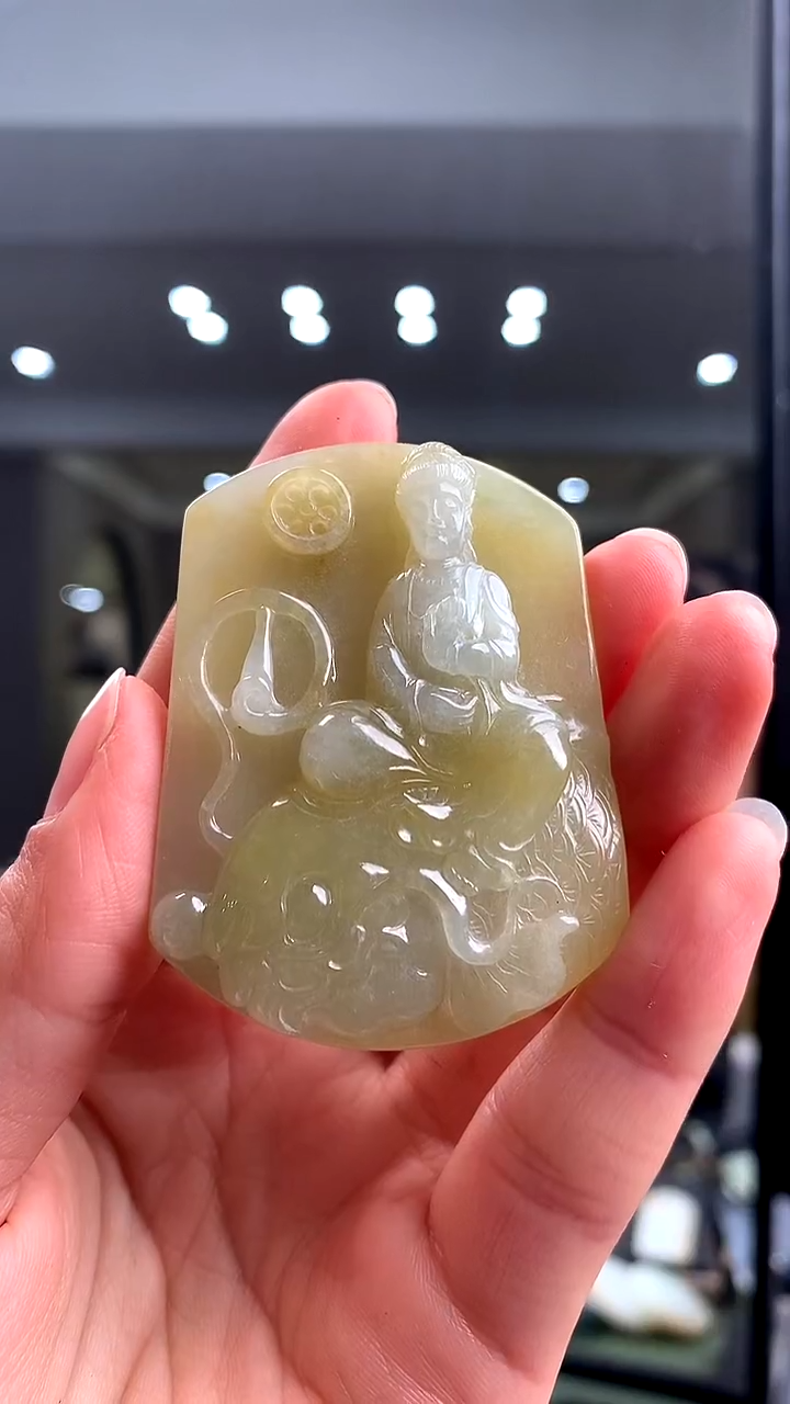 颈饰未镶嵌翡翠挂件