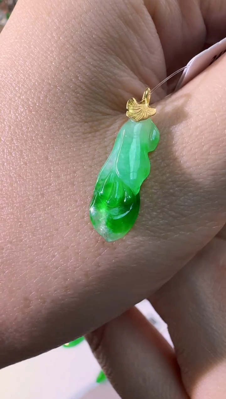 【闪购商品】翡翠颈饰18K金镶嵌缅甸翡翠A货挂件