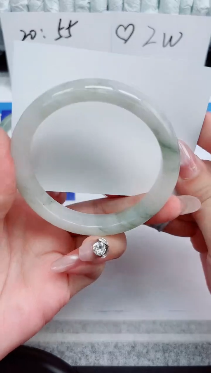 石英质玉手镯未镶嵌57-60.6