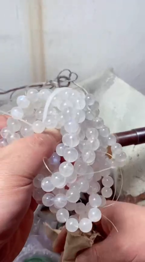 【闪购商品】石英质玉手链未镶嵌发一