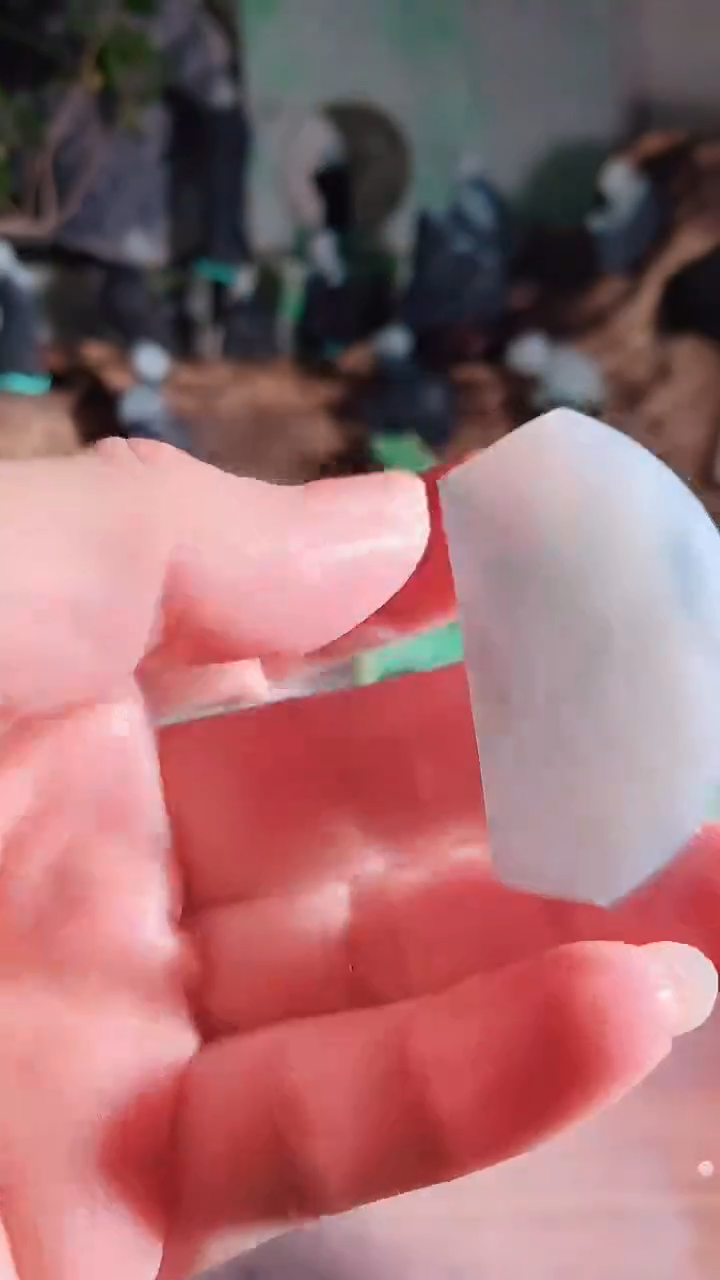 【闪购商品】翡翠吊坠(不含链)未镶嵌70