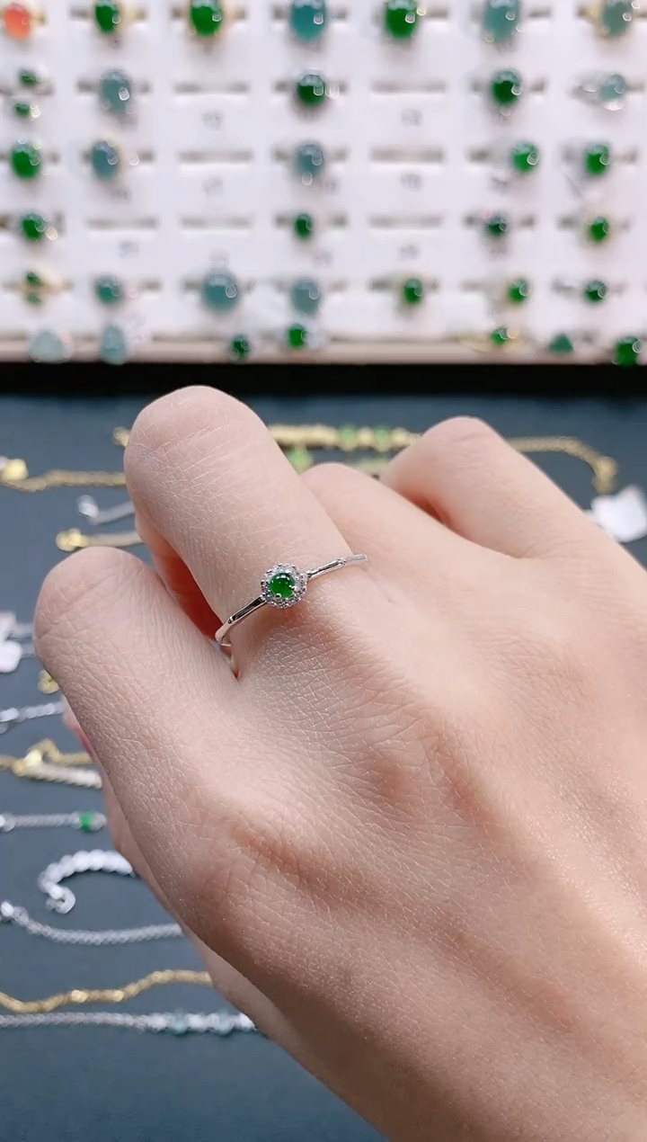 【闪购商品】翡翠戒指银S925镶嵌天然翡翠