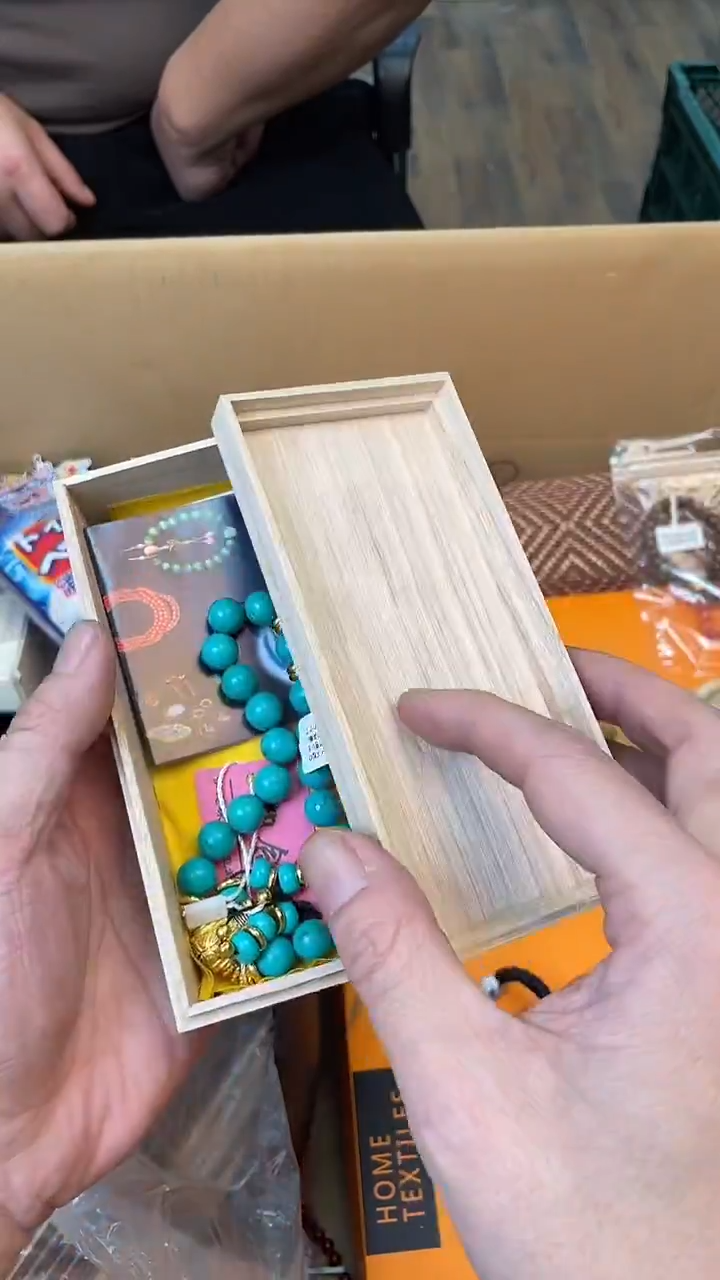 喵*人如图所示 老崔精选