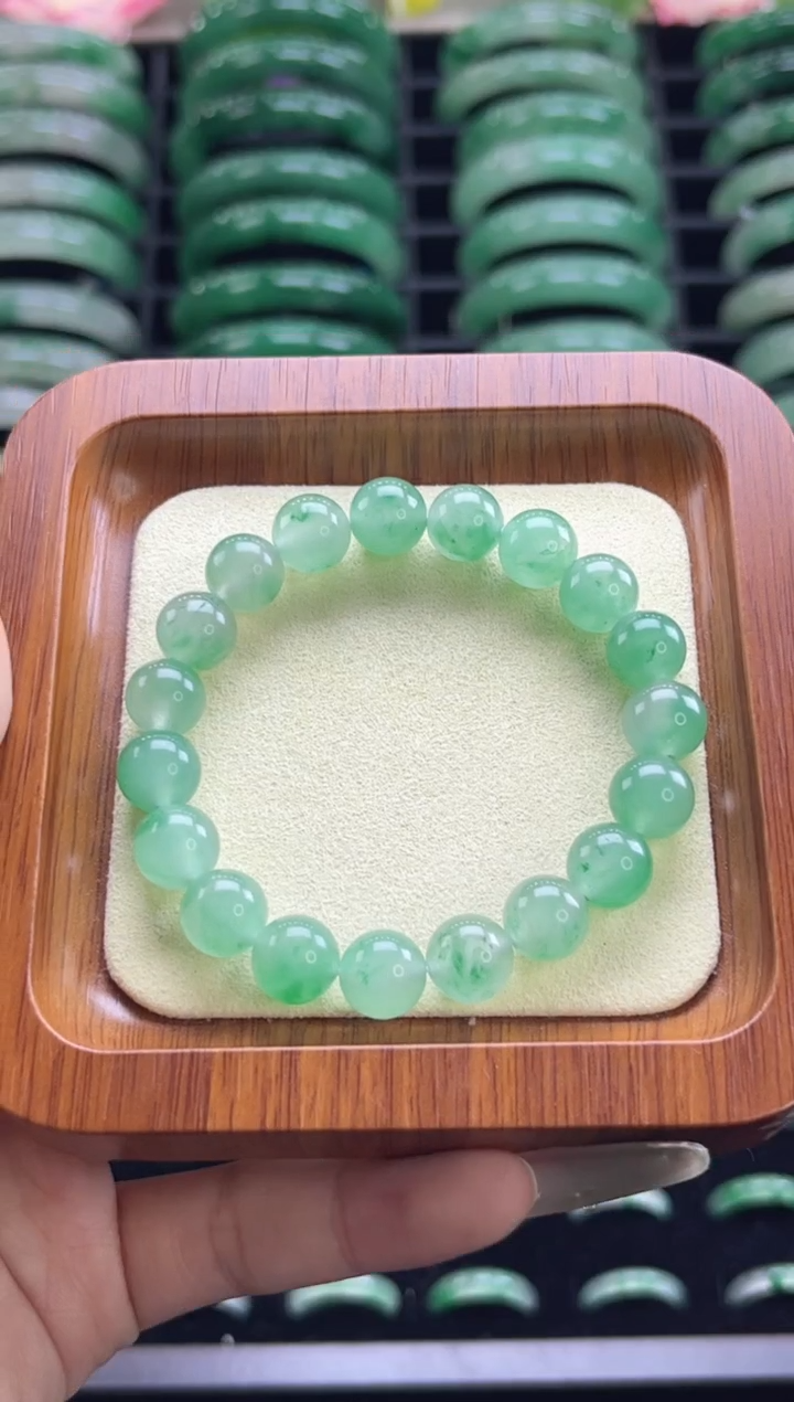 未镶嵌手串石英质玉（非洲翠）卡10手串