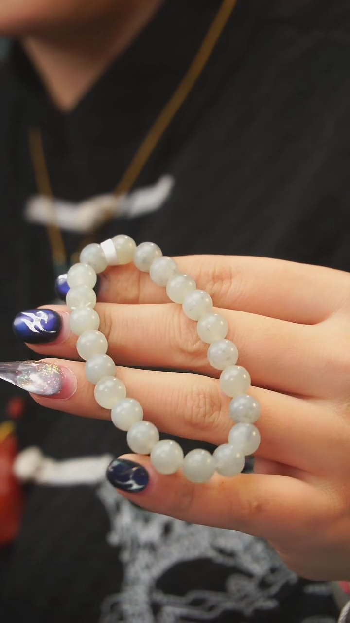 【闪购商品】和田玉单圈未镶嵌A24