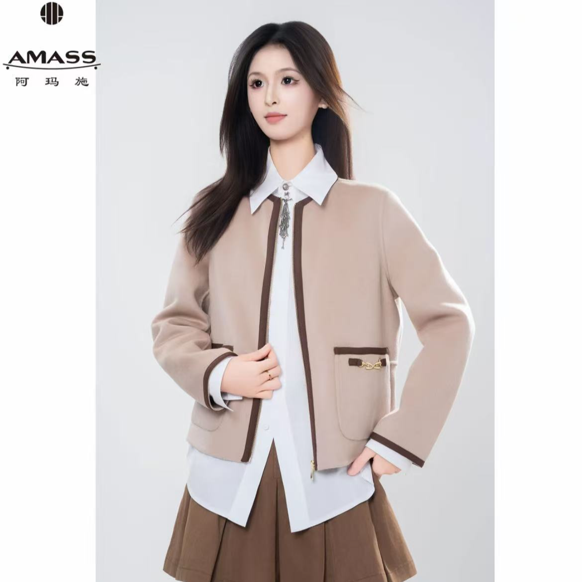AMASS/阿玛施秋冬新款气质洋气轻奢时尚圆领毛呢外套上衣女540022