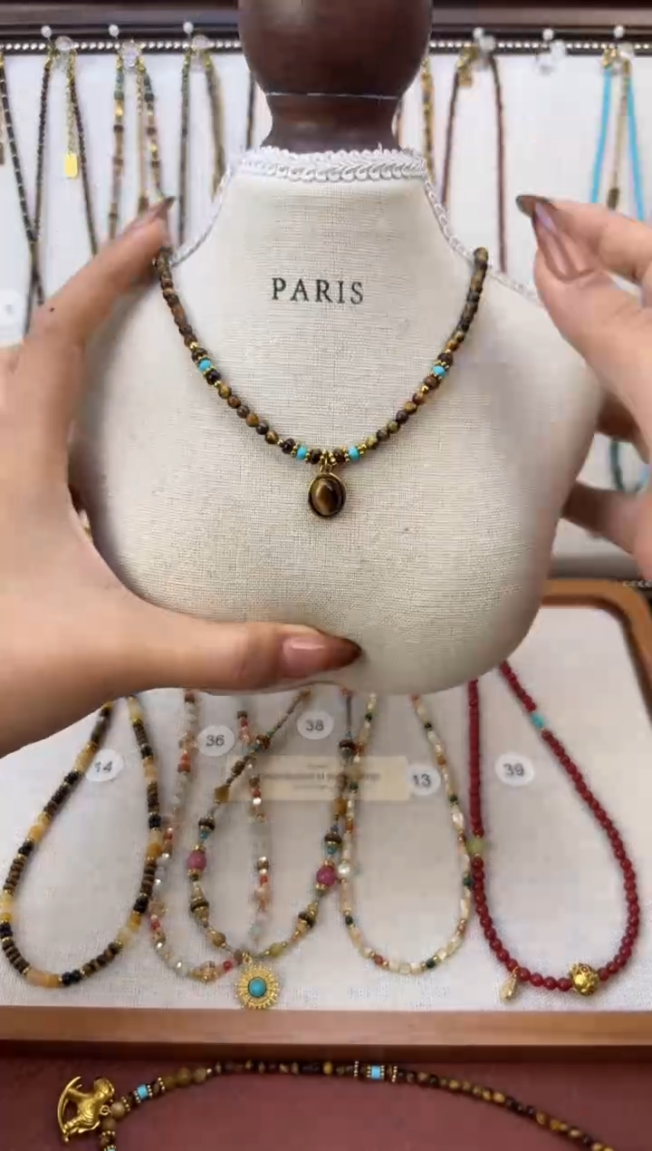 项链钛钢石英质玉虎松