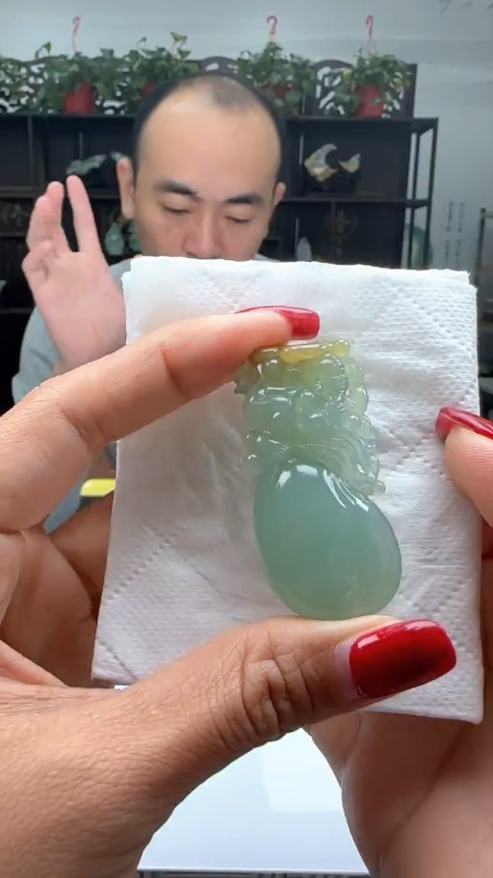 【闪购商品】翡翠颈饰未镶嵌天然翡翠A货吊坠