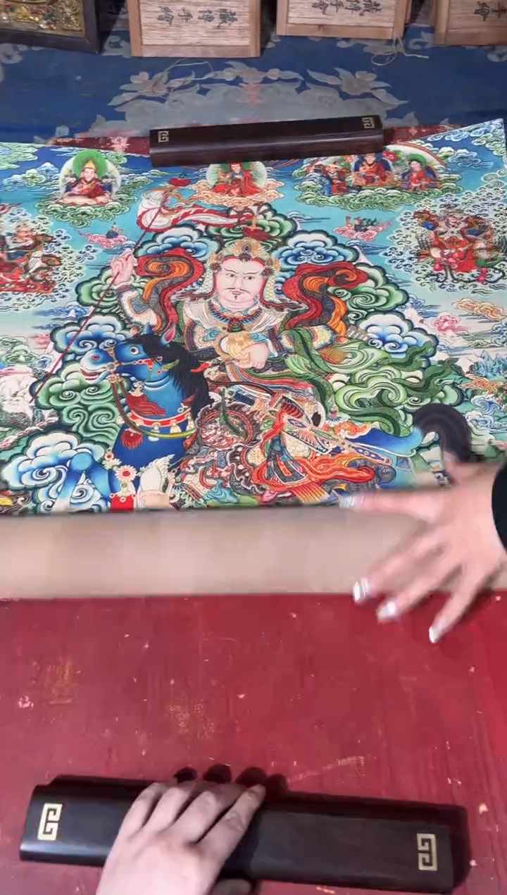 卷轴画龙妹的唐卡tk16