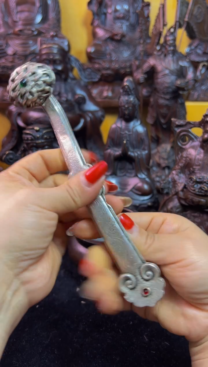 【闪购商品】1案台摆件 物品摆件