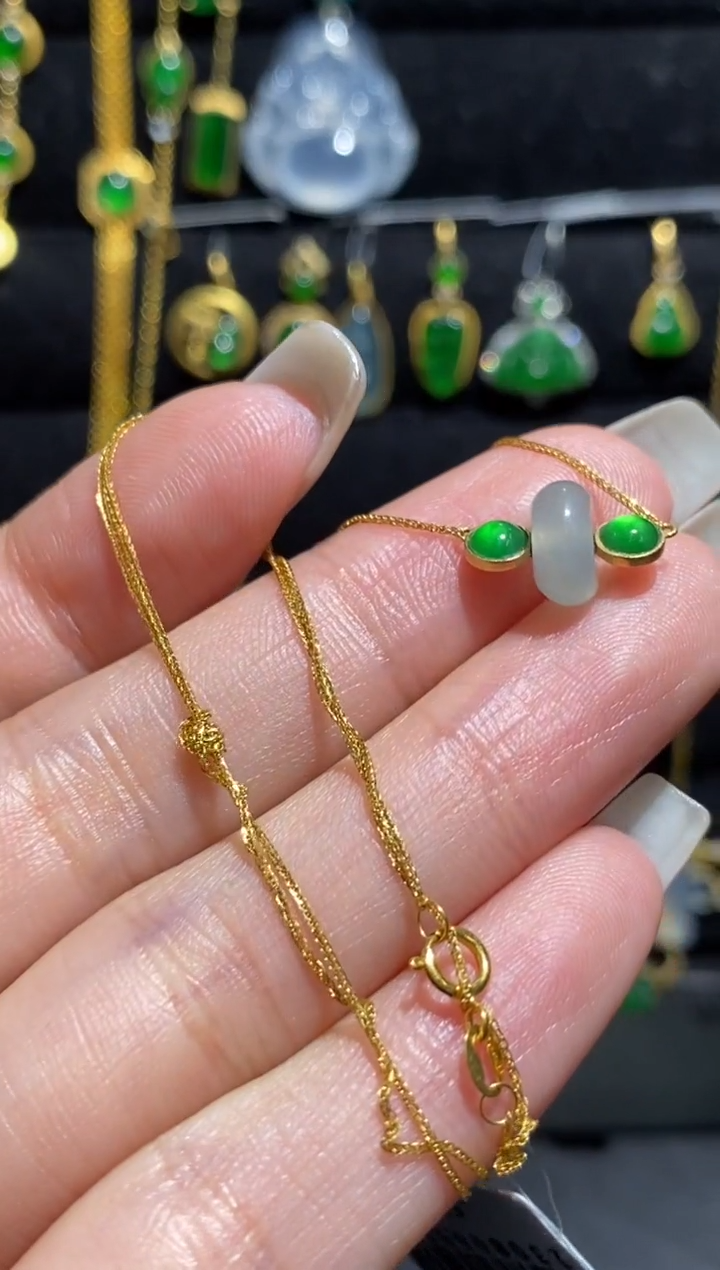 【闪购商品】翡翠颈饰18K金镶嵌套链