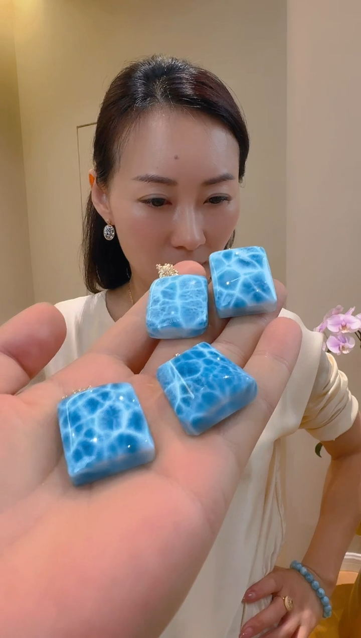 针钠钙石（海纹石）18K金镶嵌颈饰（多样性发一）@@JH396