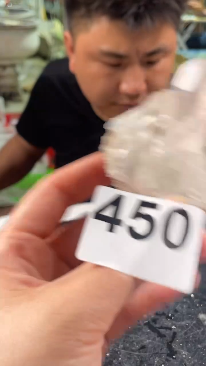 未镶嵌水晶大型摆件（非配饰）白水晶簇  81克 450