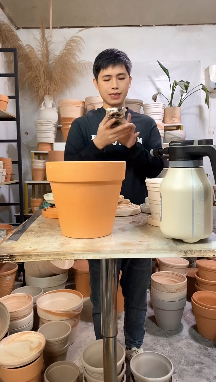 23*21红陶国际 1盆无托