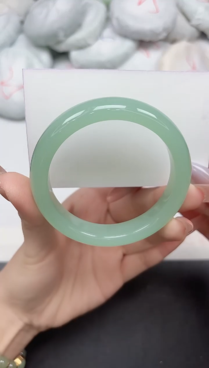 未镶嵌手镯石英质玉13-58.6