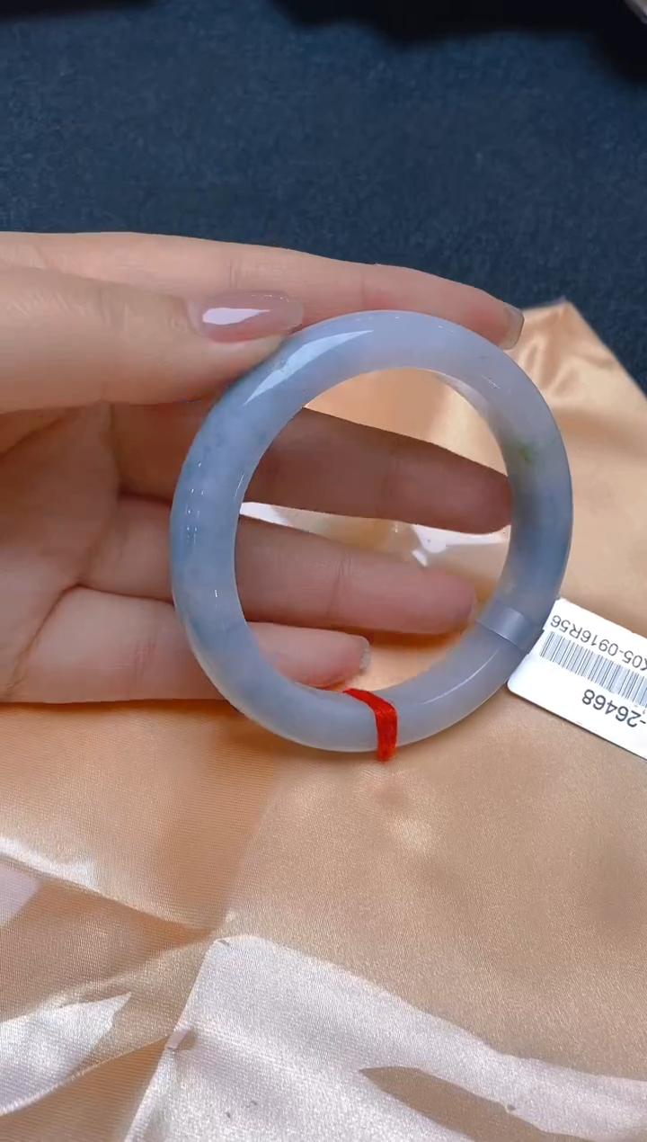 【闪购商品】翡翠手镯未镶嵌025 圈口55+