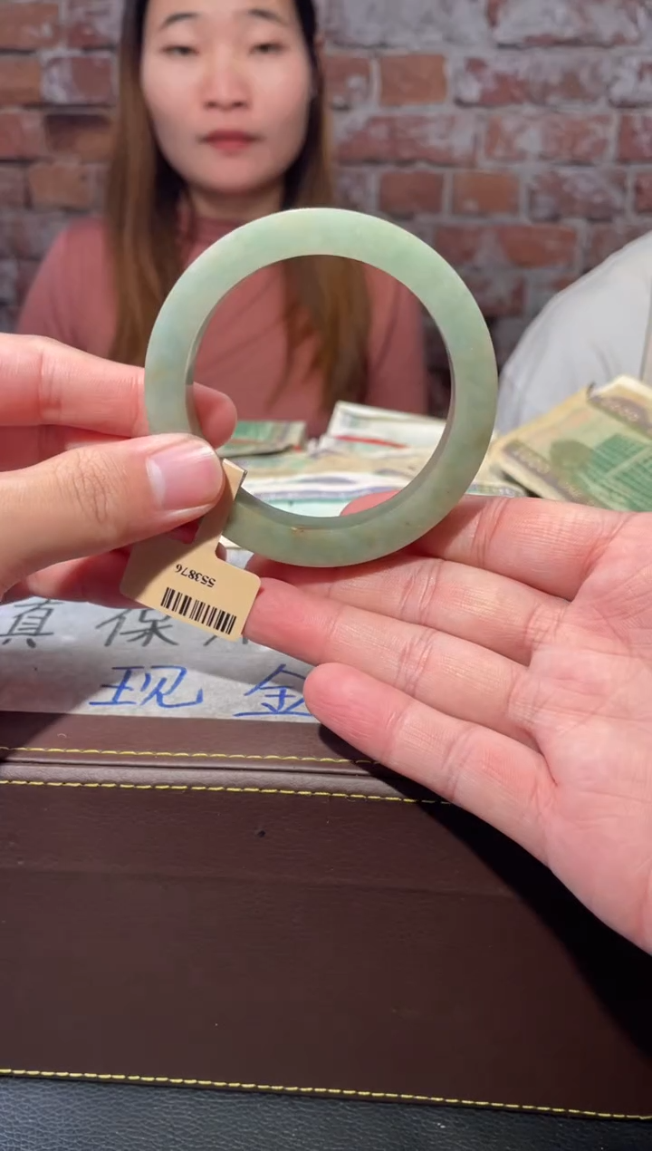 【闪购商品】定制翡翠手镯未镶嵌发一件/DDI02456