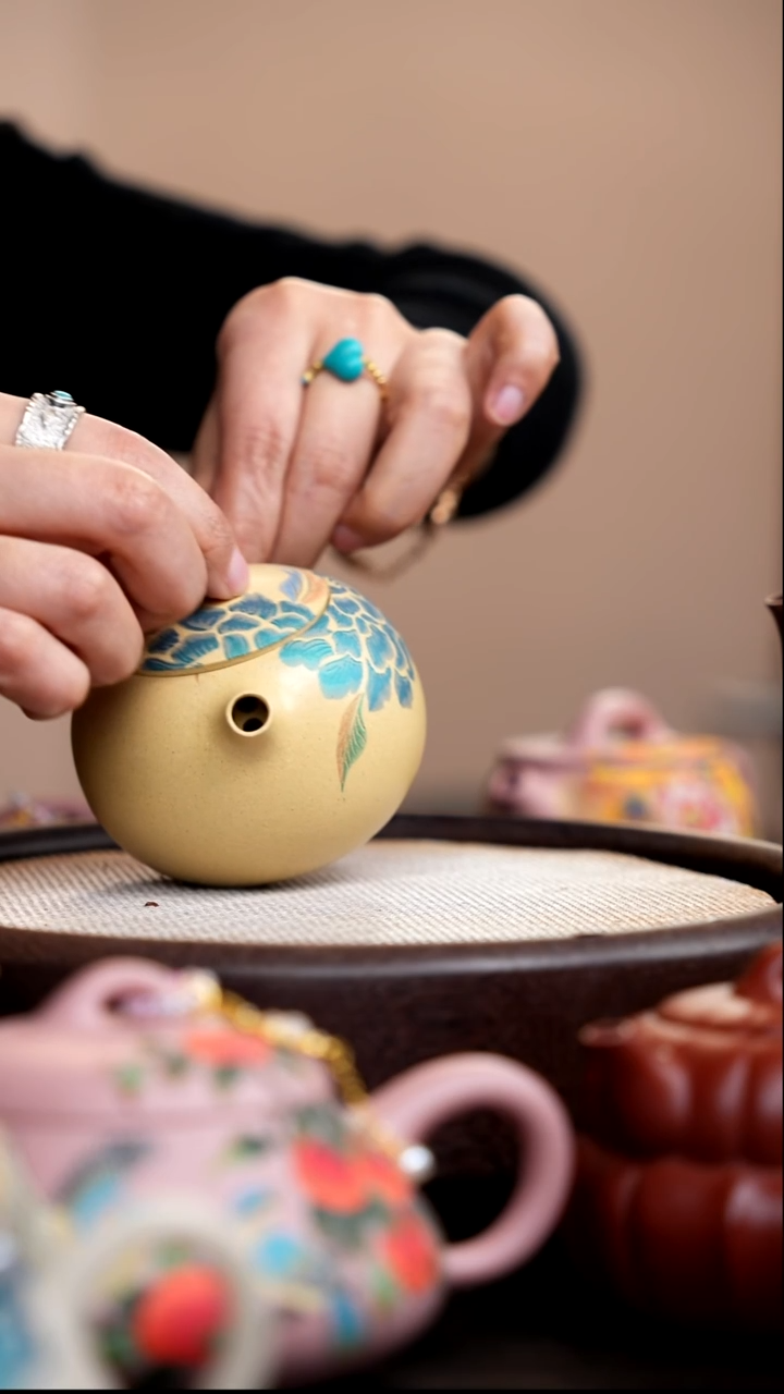 茶壶紫砂本山绿河豚西施搪彩蓝