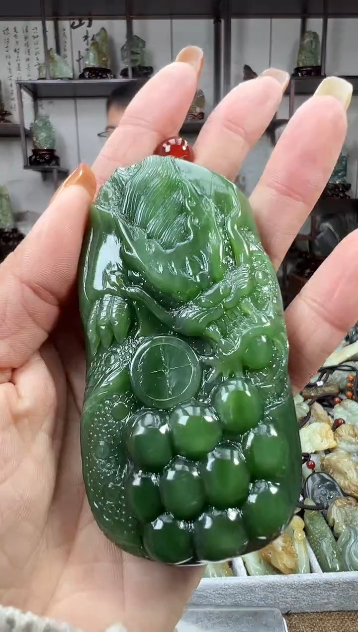 未镶嵌和田玉把件1