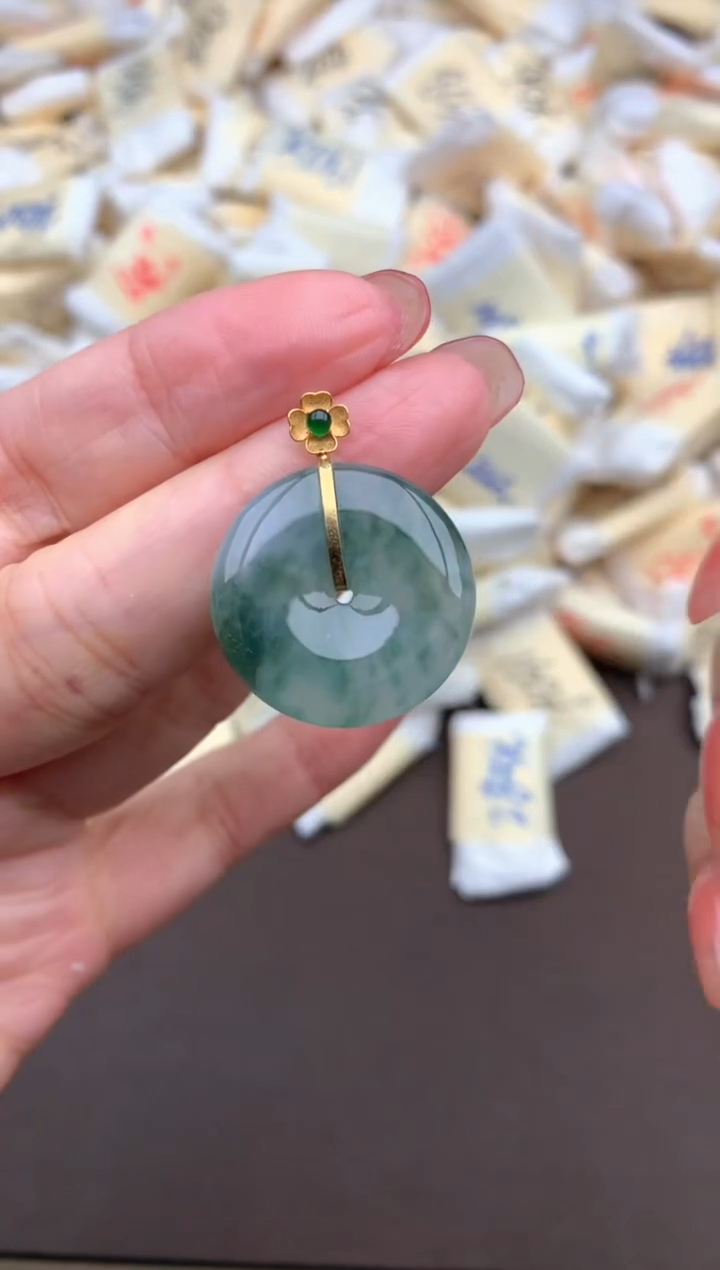 【闪购商品】翡翠挂件18K金镶嵌一