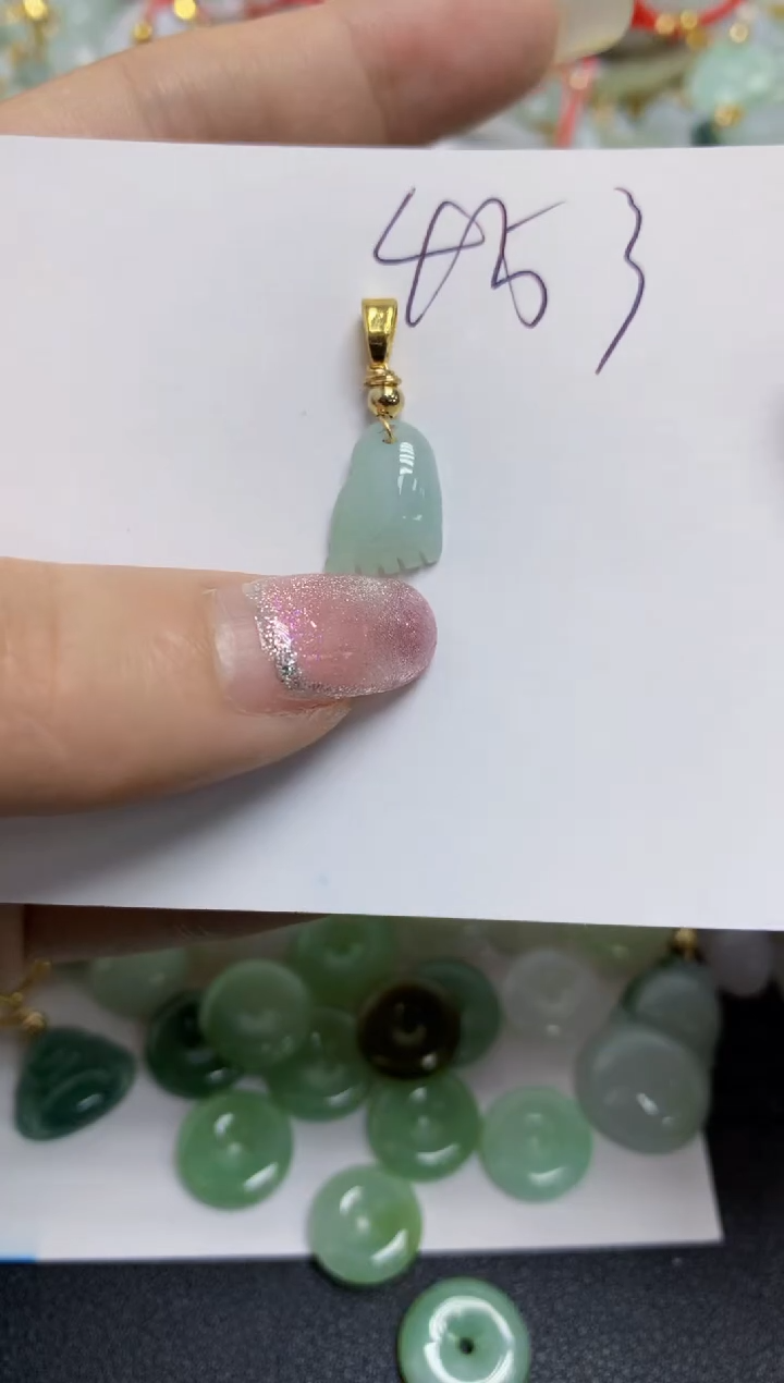 【闪购商品】翡翠颈饰合金天然翡翠A货