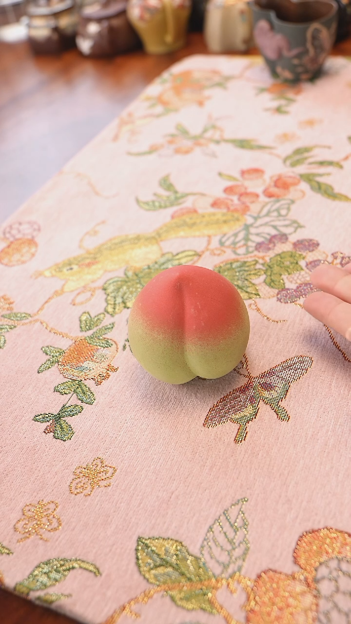 茶壶紫砂宜兴紫砂  桃子 大