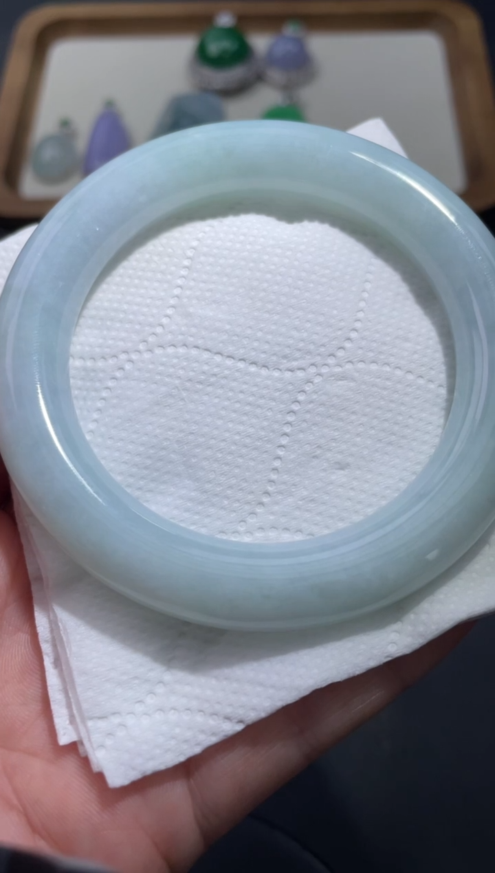 【闪购商品】翡翠手镯未镶嵌56.............