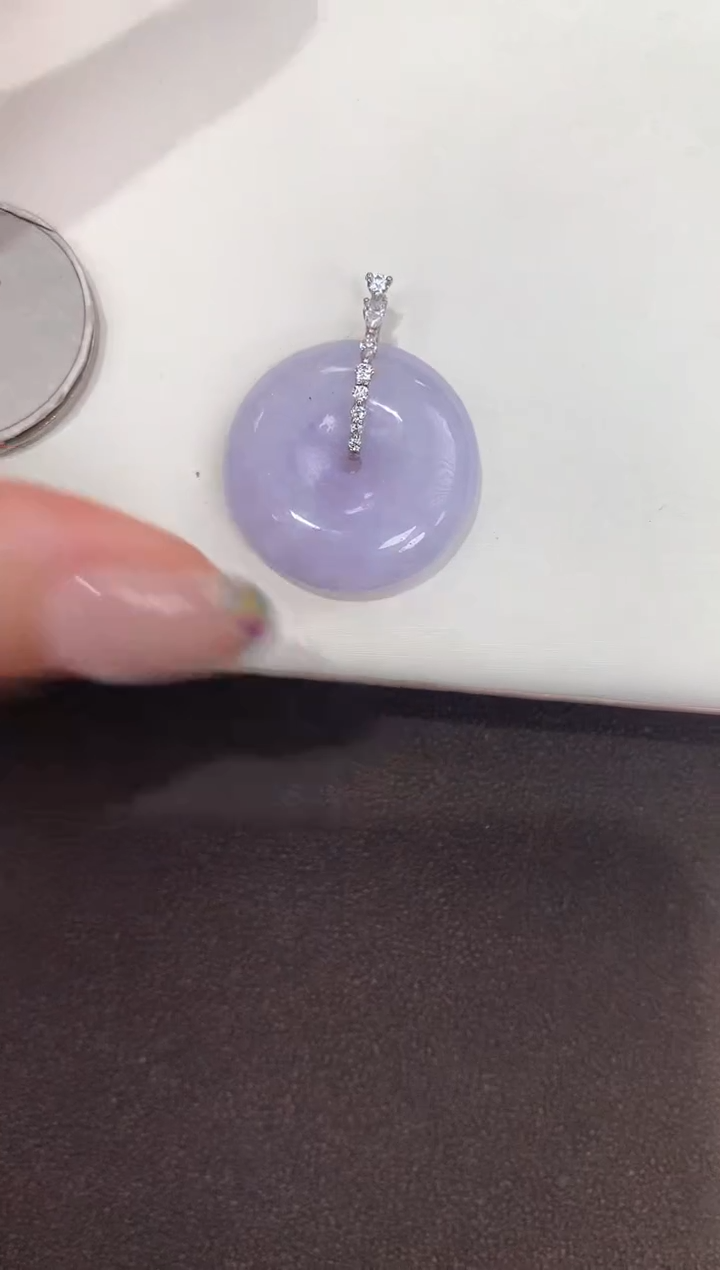 颈饰18K金镶嵌翡翠 天然缅甸a货翡翠