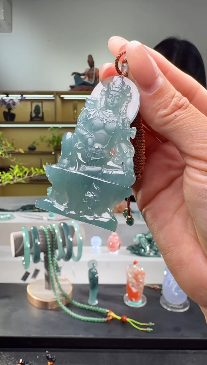 吊坠(不含链)未镶嵌翡翠观音