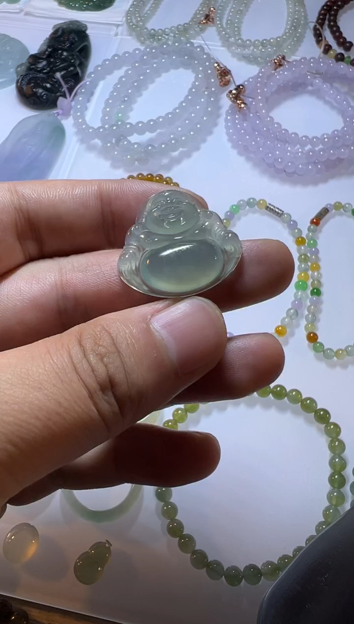 未镶嵌定制翡翠佛公