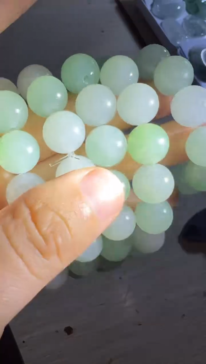 【闪购商品】定制翡翠未镶嵌手串