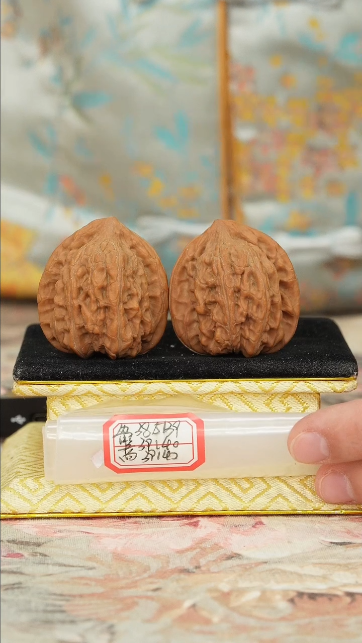 【闪购商品】文玩核桃把件赤龙鸡心